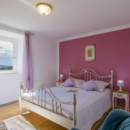 Family Friendly House With A Swimming Pool Zedno, Ciovo - 23762 Feriehus